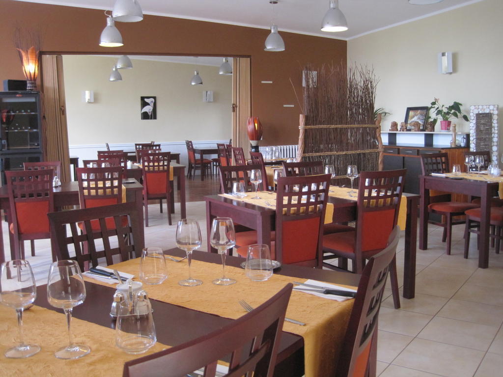 Hotel Restaurant Rive Gauche Bessines-sur-Gartempe Zewnętrze zdjęcie