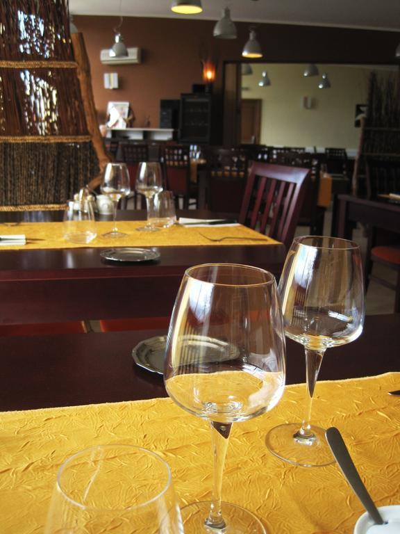 Hotel Restaurant Rive Gauche Bessines-sur-Gartempe Zewnętrze zdjęcie